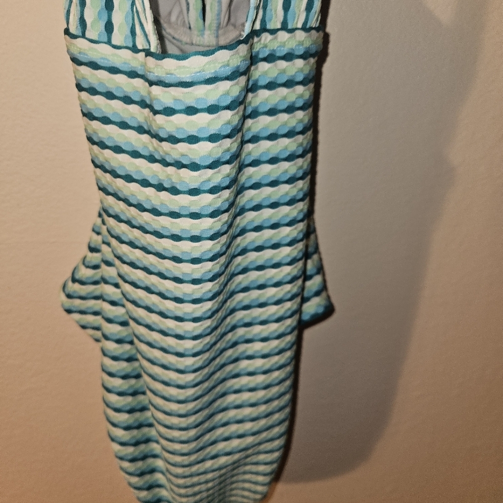 Time And Tru Womans Swimsuit Size S (4-6) - Picture 6 of 10